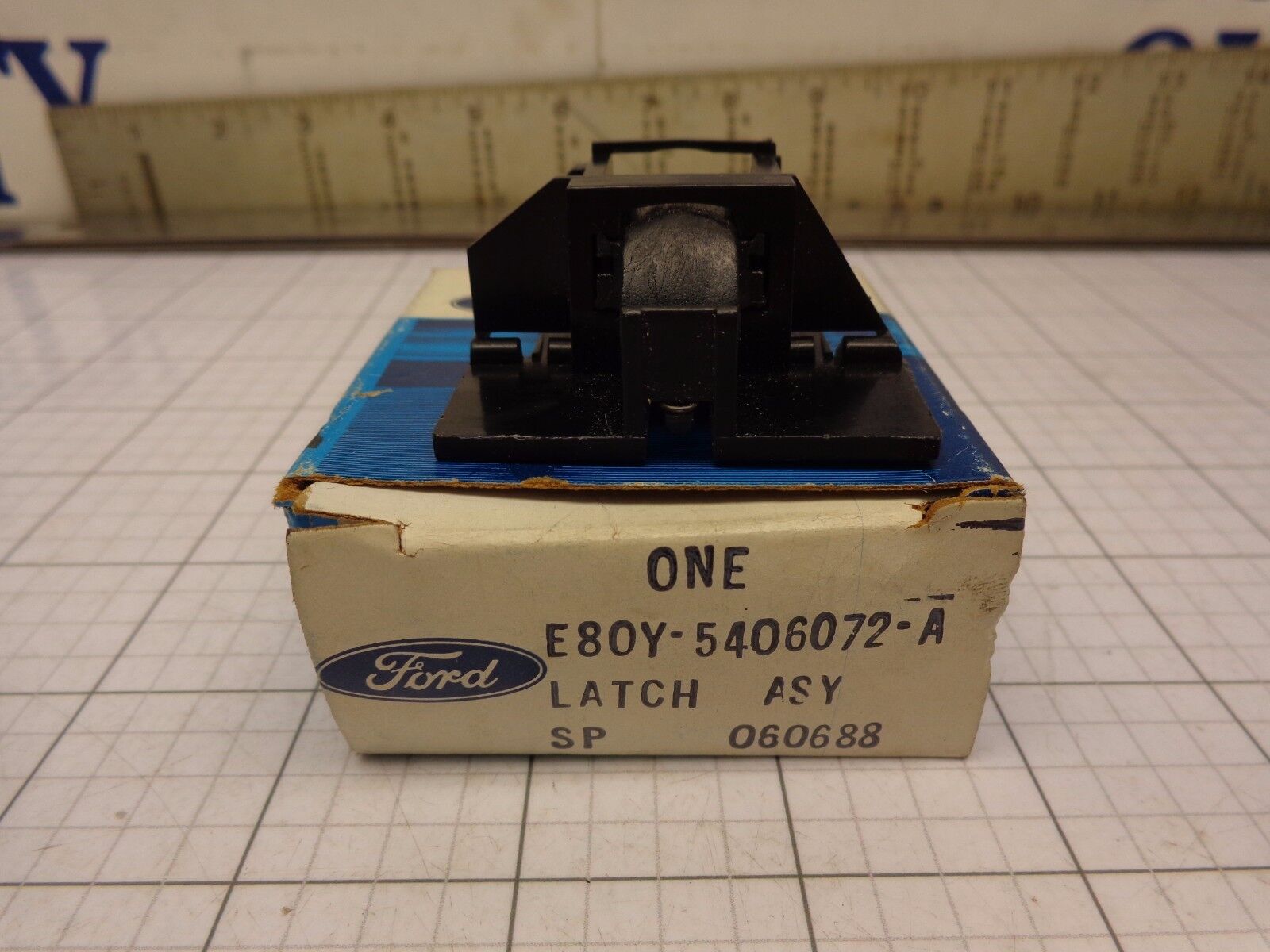 Pièce Détachée Ford Référence E8OY-13200-A - Pour Lincoln Et Modèles Ford 1988-1994