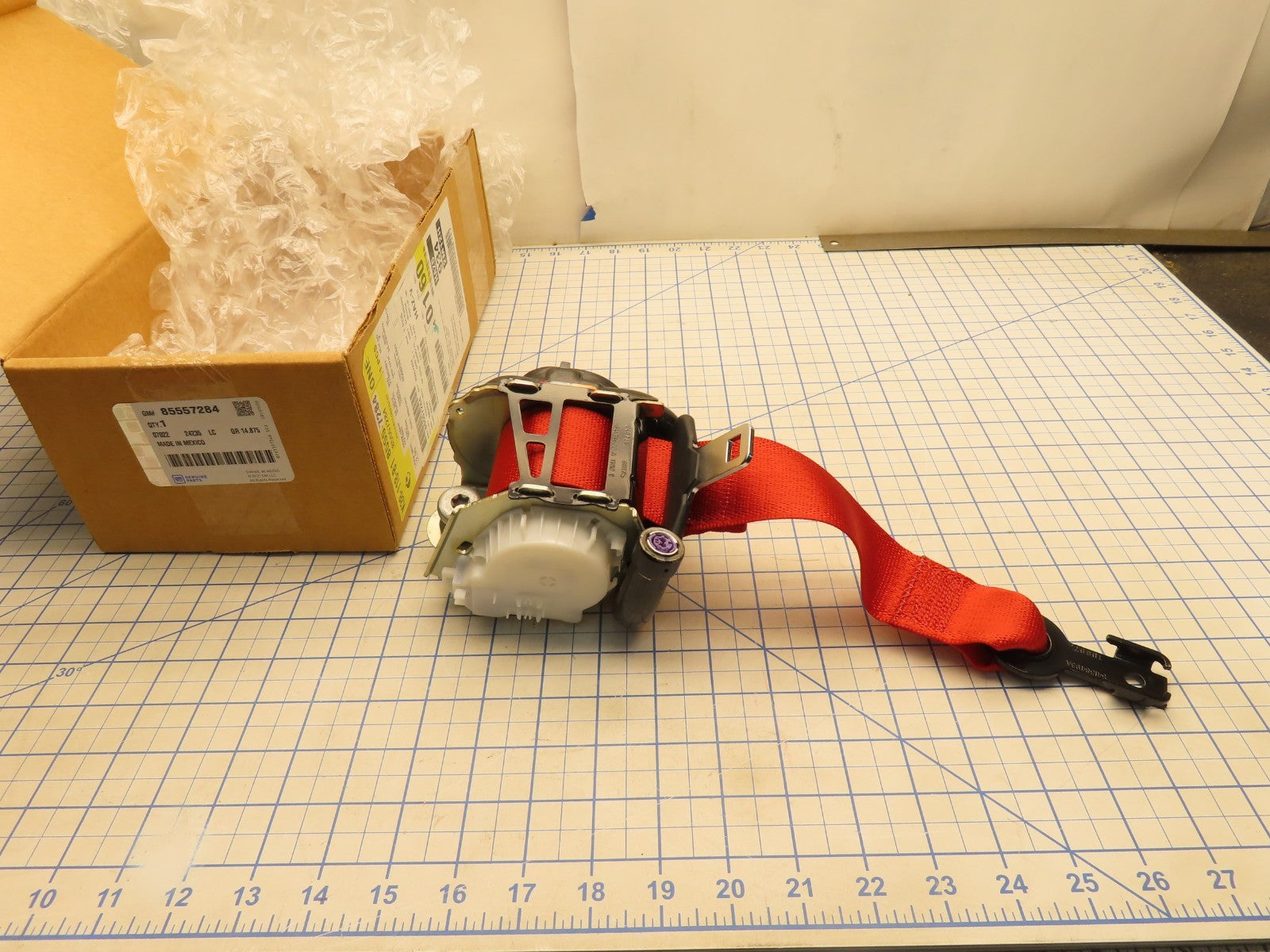 GM 85557284 Seat Belt Retractor LH Drivers RED General Motors ...