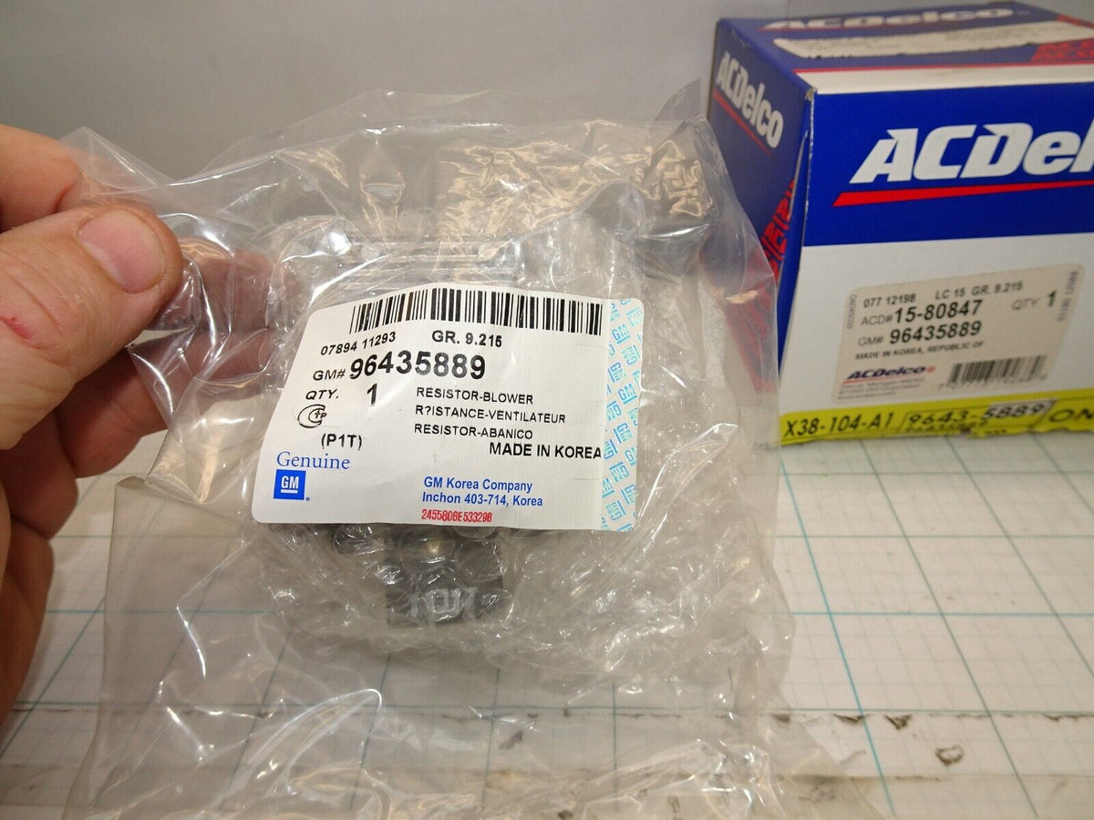 80847 GM 96435889 Blower Motor Resistor Module 15-80847 OEM NOS General Moto ...