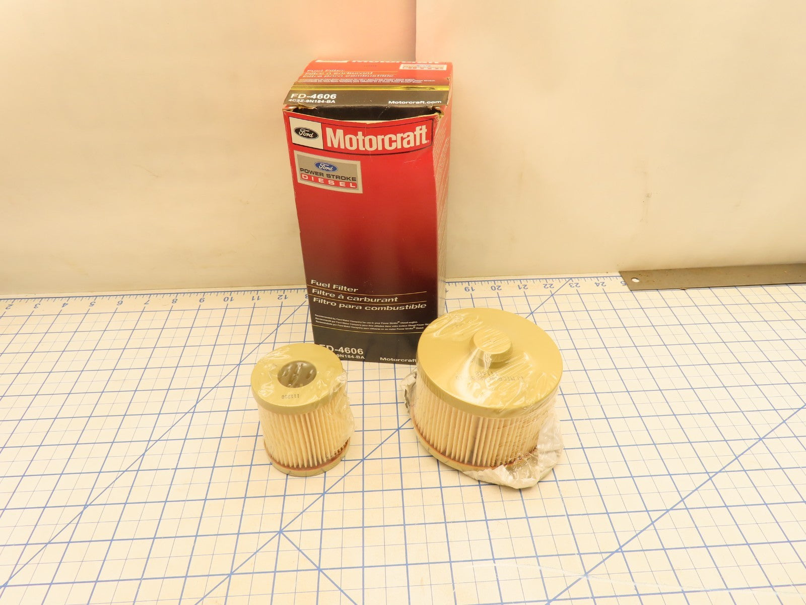 Ford 4C2Z-9N184-BA Fuel Filter Kit FD-4606 Factory Sealed in Ugly Box ...