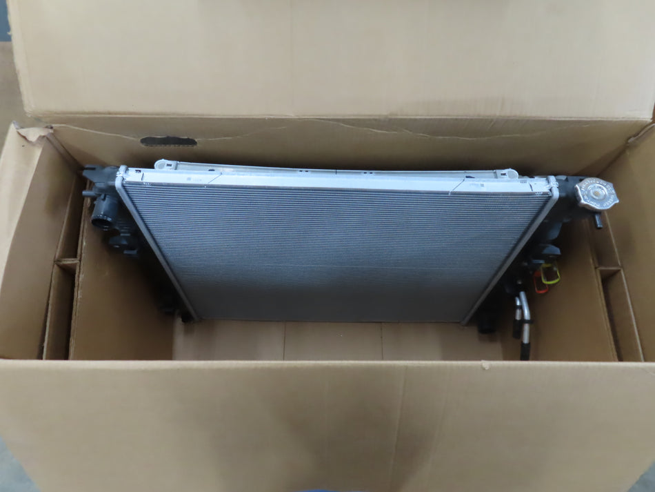 Mopar 68268592AD Radiator Condenser Cooling Module