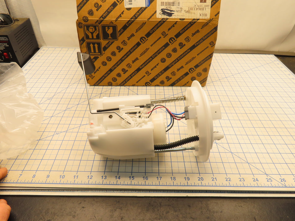 Mopar 68003339AC Fuel Pump Module