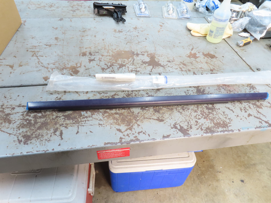 Mopar 68257258AE Weatherstrip Door Belt Seal Rear Right RH