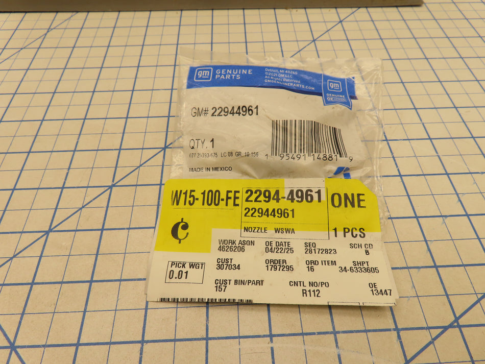 GM 22944961 Windshield Washer Spray Nozzle Factory Sealed General Motors