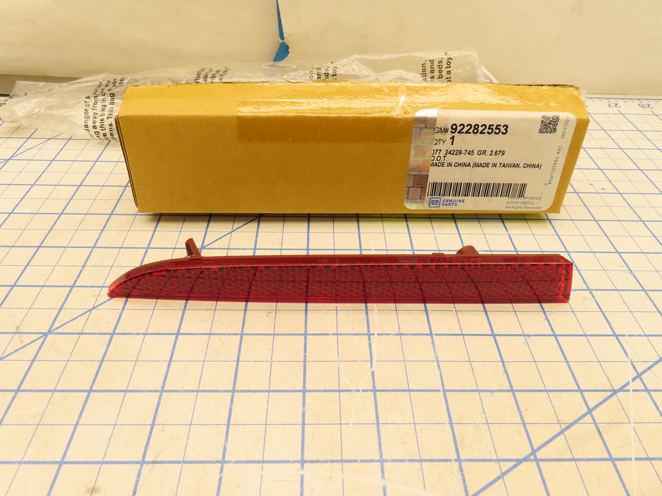 GM 92282553 Rear Bumper Reflector Left LH General Motors