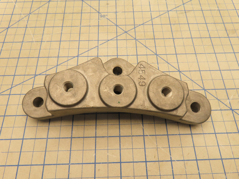 GM 95174549 Transmission Mount Bracket General Motors